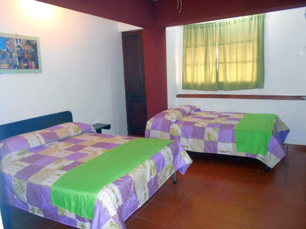 Hostal Condo-Parque Санто Доминго Екстериор снимка