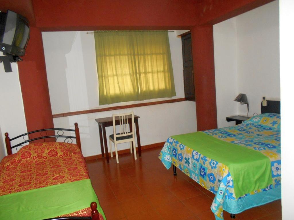 Hostal Condo-Parque Санто Доминго Екстериор снимка
