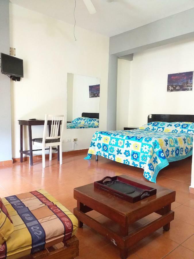 Hostal Condo-Parque Санто Доминго Екстериор снимка